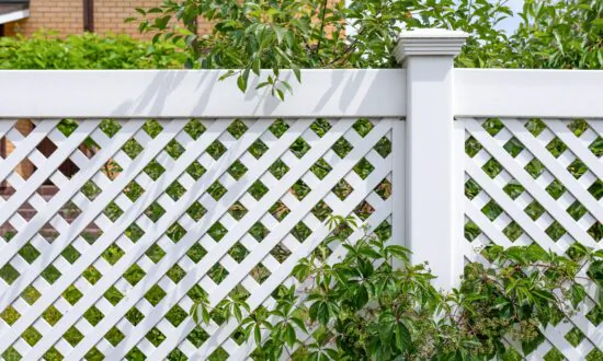 Vinyl Fencing Requires No Maintenance
