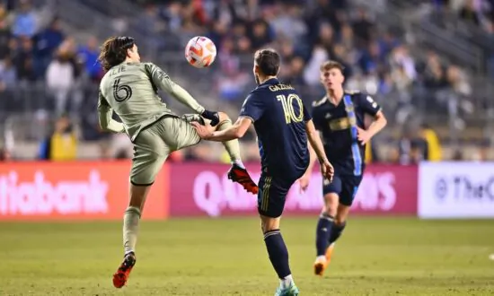 LAFC Scramble for Draw vs. Union in First Leg of CCL Semis