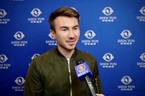 Shen Yun ‘Out of This World!’ and Inspires Compassion, Says French Patron