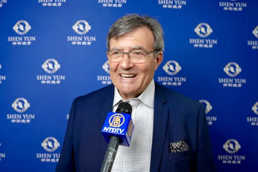 Shen Yun Is a Reminder to Return to Happiness, Says French Former Inspector General