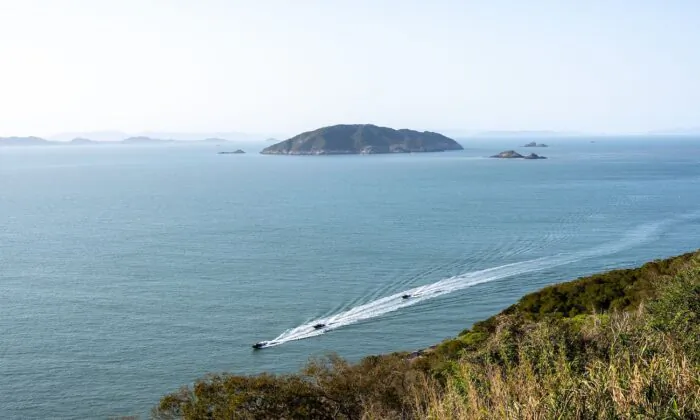 Three military boats from Taiwan's Amphibious Reconnaissance and Patrol Unit patrol the Matsu Islands on April 9, 2023. (Yan Zhao/AFP via Getty Images)