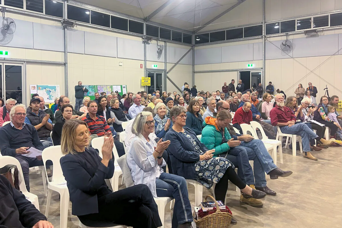 A supplied image shows local residents meeting to discuss a proposed silver and lead mine, at Mudgee Showground in Mudgee, NSW, April 28, 2023. (AAP Image/Supplied the Office Of NSW MP Sue Higginson)