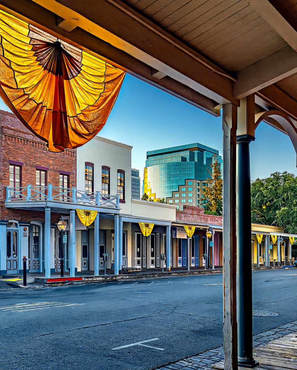 Old Sacramento: Spirit of the Gold Rush, Pony Express, and Transcontinental Railroad 2 Image 1