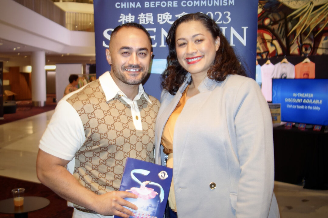 Tiare Tawera and Carly Taia at the Kiri Te Kanawa Theatre, Aotea Centre, in Auckland, New Zealand, on April 22, 2023. (Yang Nan/The Epoch Times)