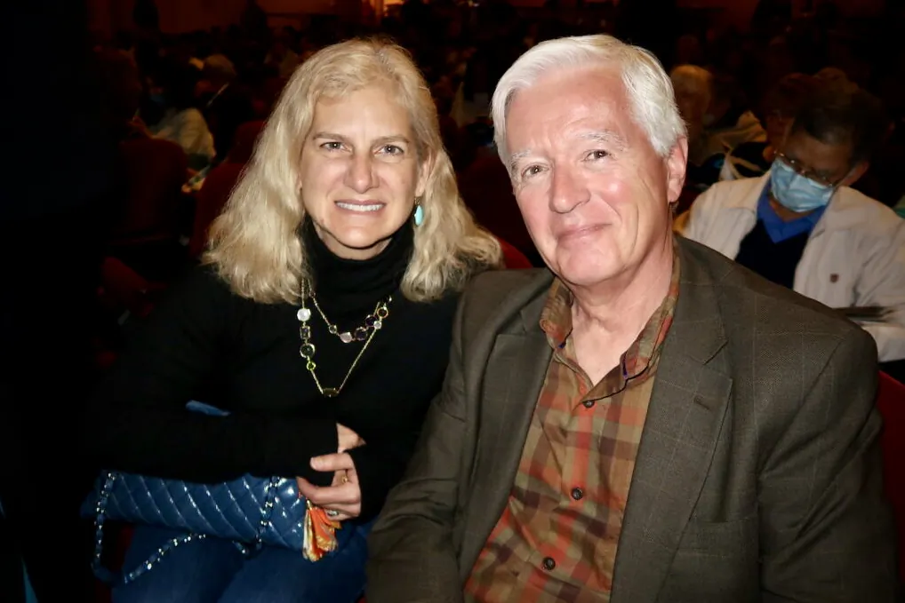 Jim Cavanaugh and his wife Wilson Kimball attended Shen Yun Performing Arts at The Palace Theatre on April 29, 2023. (Erin Xia/The Epoch Times)