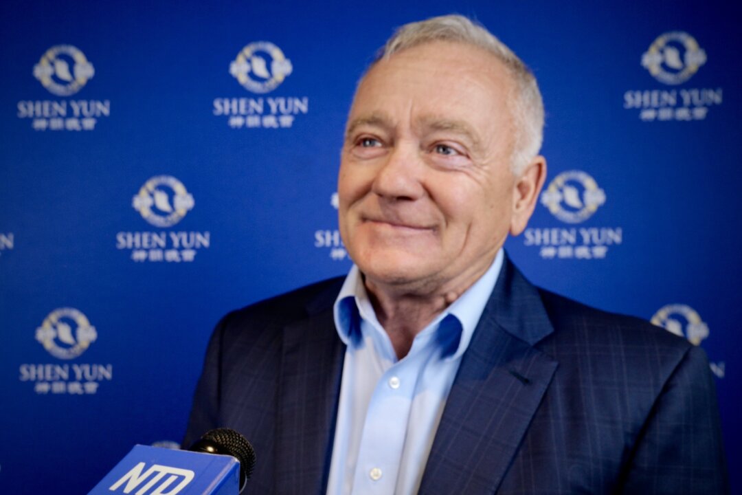 Pastor Steven Moody attends Shen Yun Performing Arts at the Robinson Performance Hall in Little Rock, Ark., on April 29, 2023. (NTD)