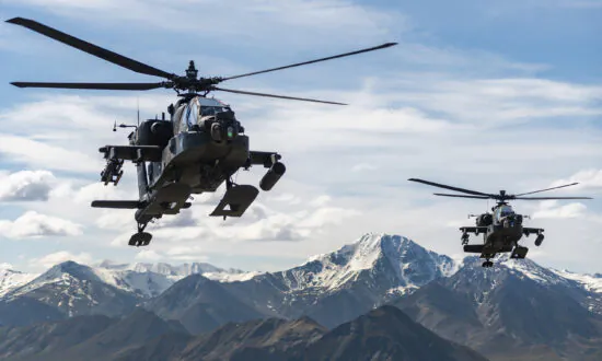 2 US Army Apache Helicopters Crash Within 48 Hours