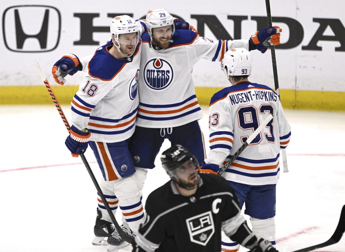 NextImg:Oilers Advance to Second Round With 5–4 Victory Over Kings