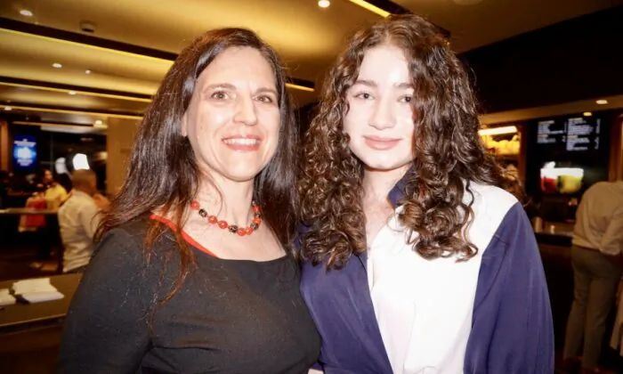 Vittoria Anderson (L) and daughter Valentina (R) attend Shen Yun Performing Arts at the Sydney Lyric Theatre in Australia on April 29, 2023. (Julia Ye/The Epoch Times)