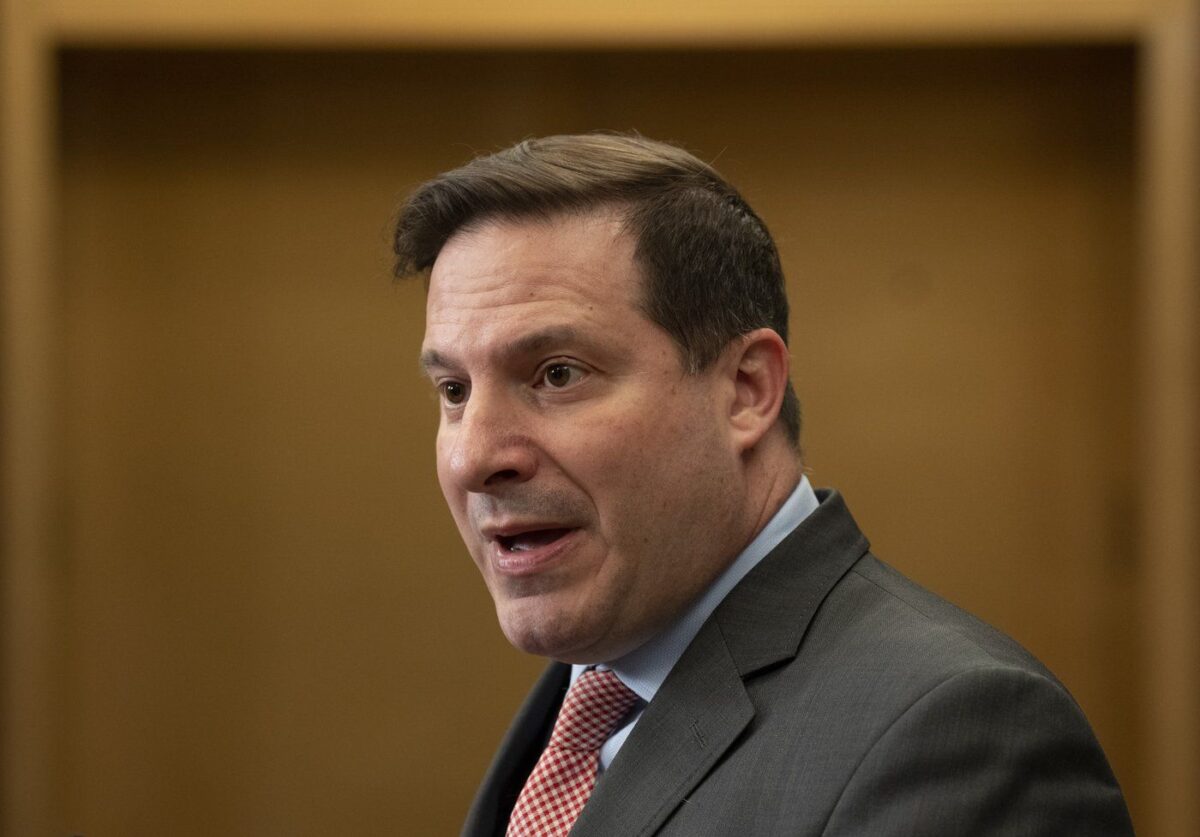NextImg:Poilievre Calls for Mendicino to Resign Over Revelations on Bernardo Prison Transfer