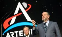 Cruz, Comer Probe Whether Biden Admin Coordinated With Environmentalists on Gas Stove Ban Campaign