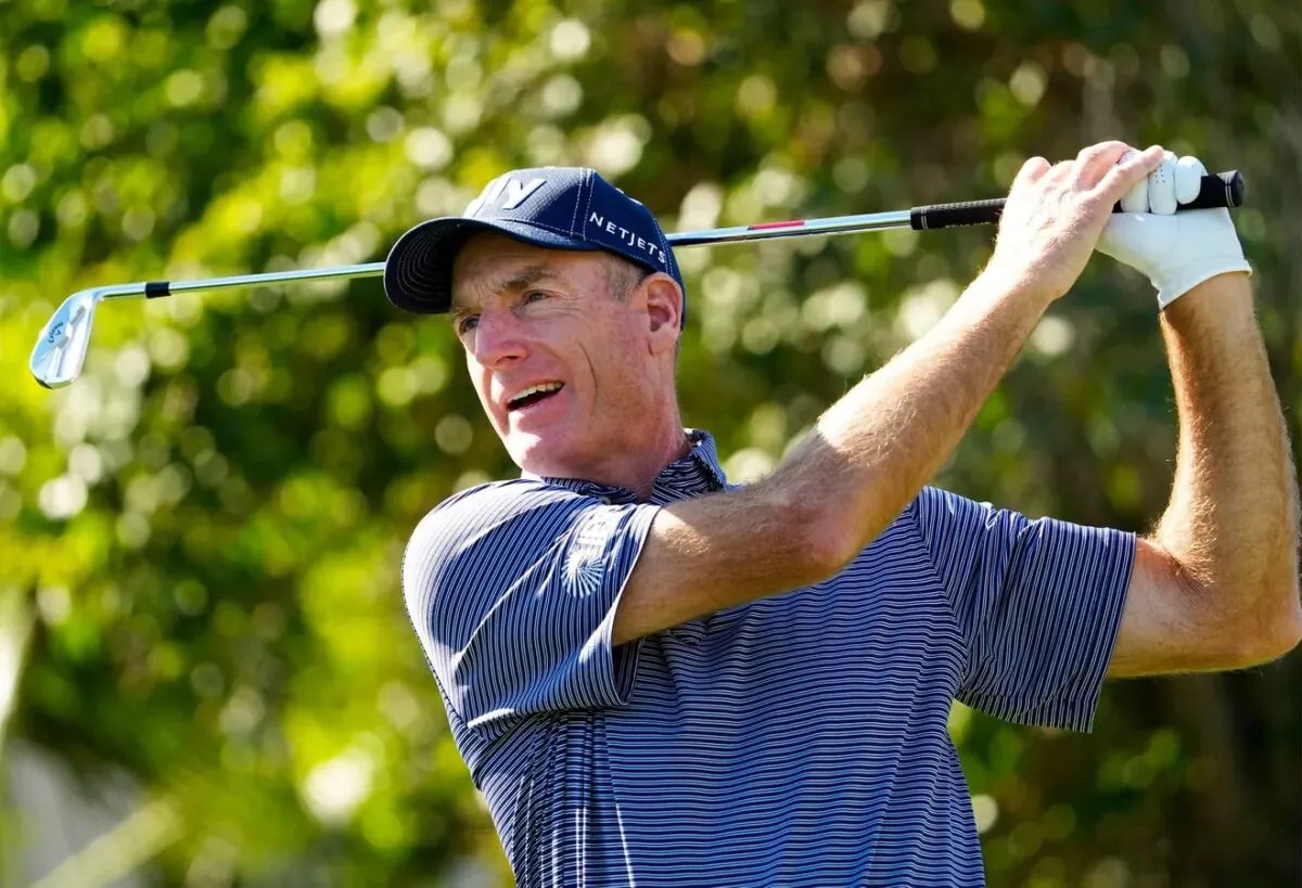 Jim Furyk plays his tee shot on the second hole during the final round of the Charles Schwab Cup Championship at Phoenix Country Club in Phoenix on Nov. 13, 2022. (Rob Schumacher/Arizona Republic-USA TODAY NETWORK via Field Level Media)