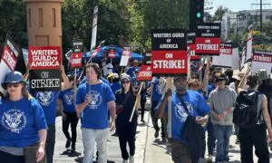 AI Could Replace Writers’ Jobs: Analysis