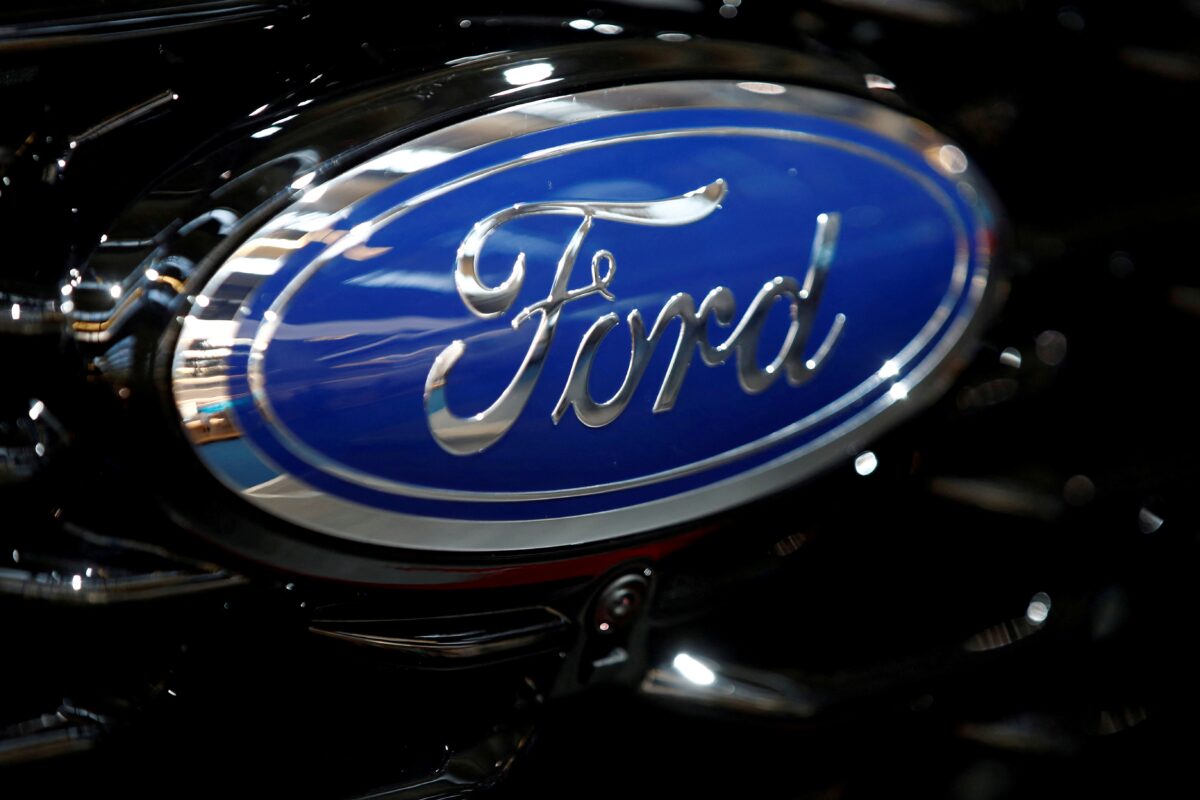 NextImg:Ford Sees $1.5 Billion to $2 Billion Restructuring Charges in 2023