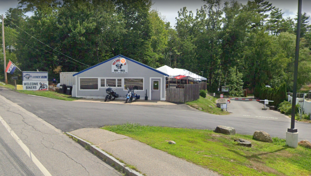 NextImg:Car Crashes Into a New Hampshire Restaurant and Injures Several Customers, Fire Department Says