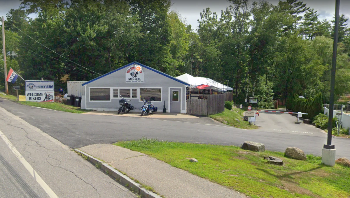the Looney Bin Bar & Grill in Laconia, N.H., in July 2022. (Google Maps/Screenshot via The Epoch Times)