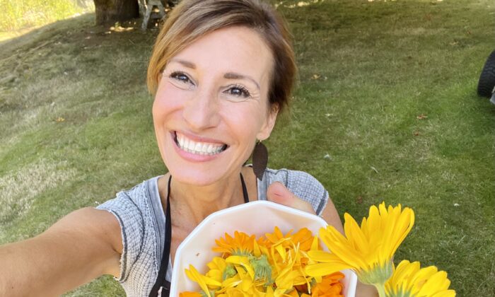 The Healing Power of Herbs: How an Herbalist and Survival Expert Conquered Her Debilitating Diagnosis