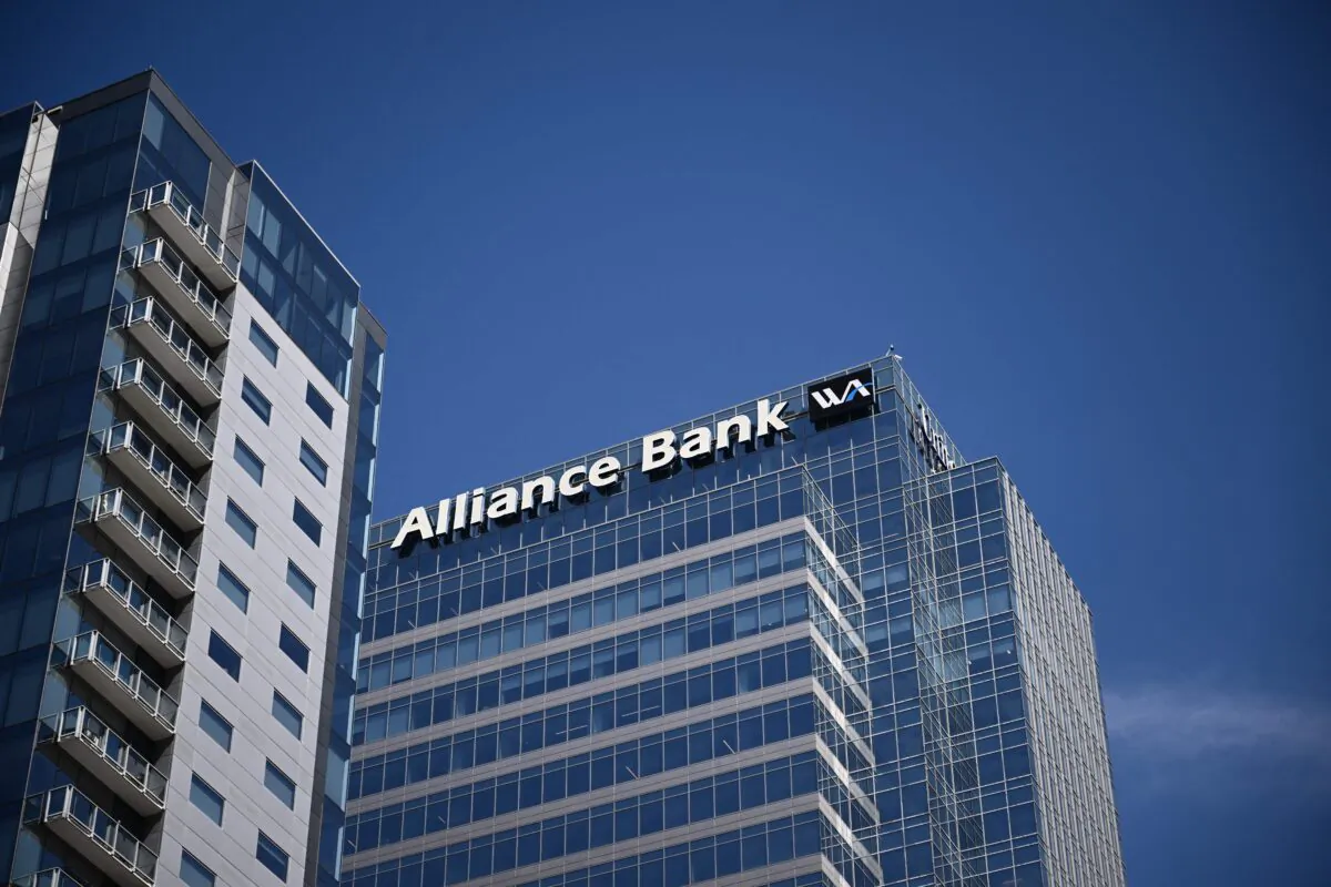 Western Alliance Bank signage is displayed on the Western Alliance Bancorp Headquarters in downtown Phoenix on April 27, 2023. (Patrick T. Fallon/AFP/Getty Images)