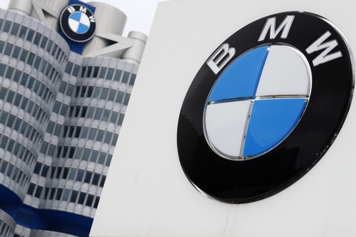 NextImg:BMW: Don’t Drive Older Models With Takata Air Bag Inflators