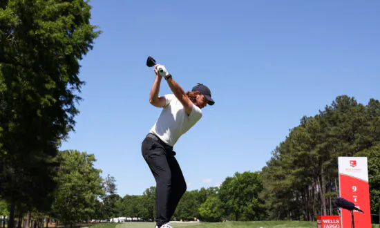 McIlroy Shoots 68 in Return; Fleetwood Leads at Quail Hollow