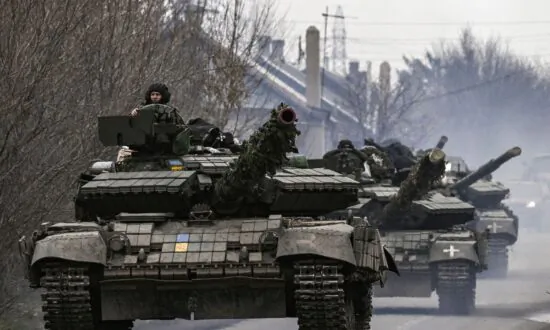 IN DEPTH: If US Keeps Arming Ukraine, War Can Spiral out of Control: International Security Expert