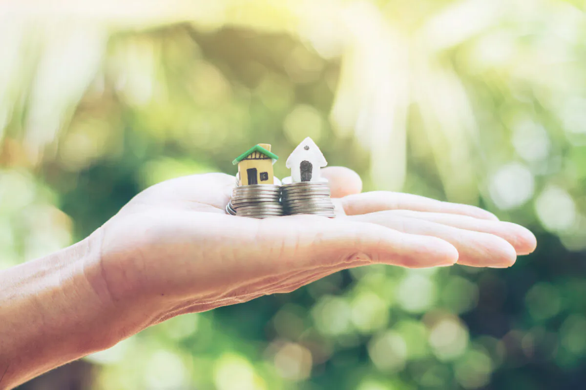 An intra-family loan works well for some parents. (Dreamstime/TNS)