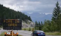 Wildfire Destroys Homes, Police Station in Community in Northern Alberta