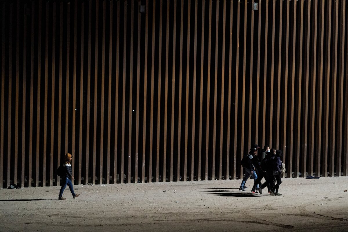 NextImg:Colombia Cancels Flights Returning Migrants From US, Cites Mistreatment