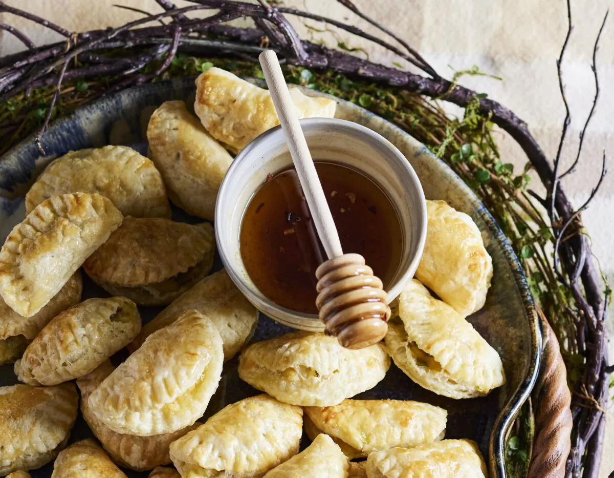 Gouda-filled puff pastries are easily customizable for any gathering or event. (Peter Frank Edwards)
