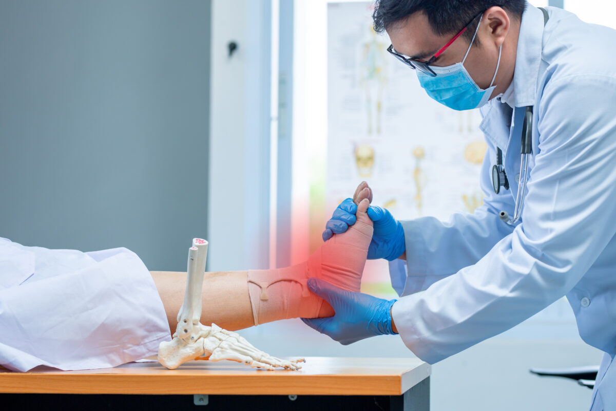 NextImg:Ice Isn’t Always the Answer: Alternative Methods to Speed Up Recovery From Injuries and Swelling