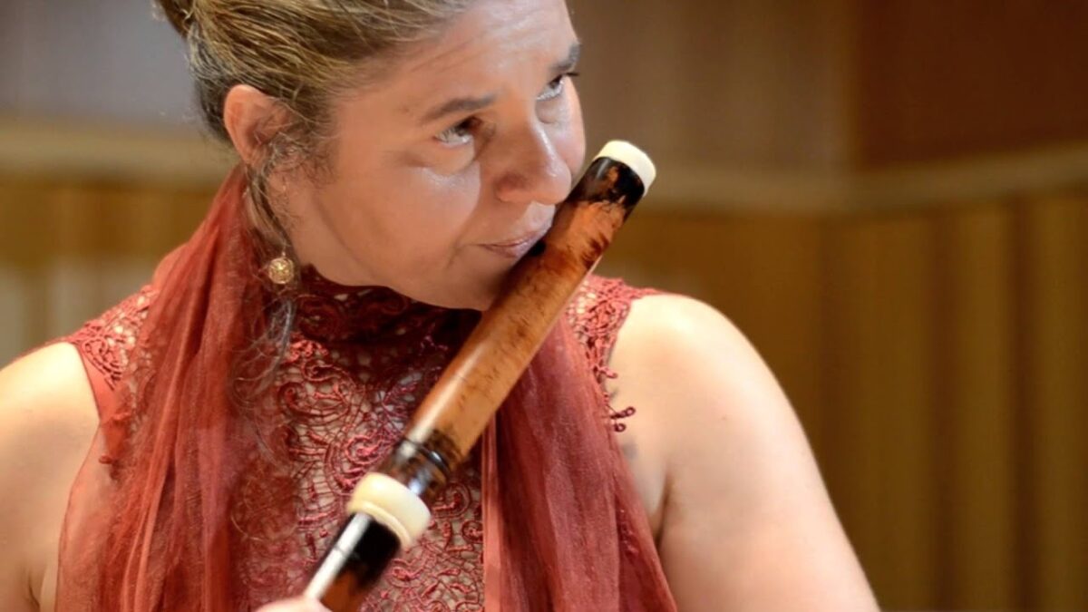 NextImg:Jacques-Martin Hotteterre: Rondeau 'Le plaintif,' Gigue 'L'Italienne' | Embouchure