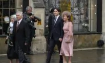 Trudeau, Simon Take in Pageantry of Britain’s First Coronation in 70 Years