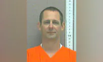 Sex Offender Fatally Shot 6, Then Killed Self, Official Says