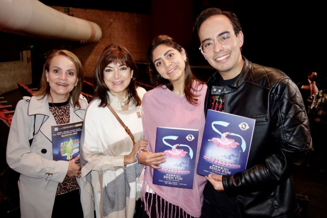 Guillermo Wiechers (R) and his family attend Shen Yun in Mexico City on May 5, 2023. (Lily Yu/The Epoch Times)