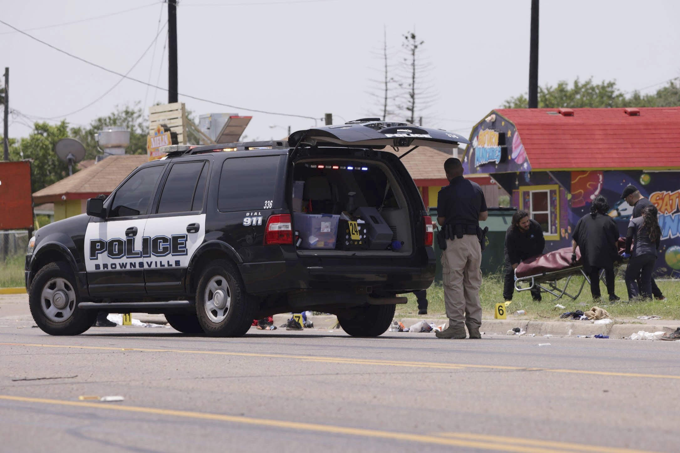 Police Identify Suspect With 'Extensive Rap Sheet' After 8 People Outside Texas Center Killed - Vimarsana News