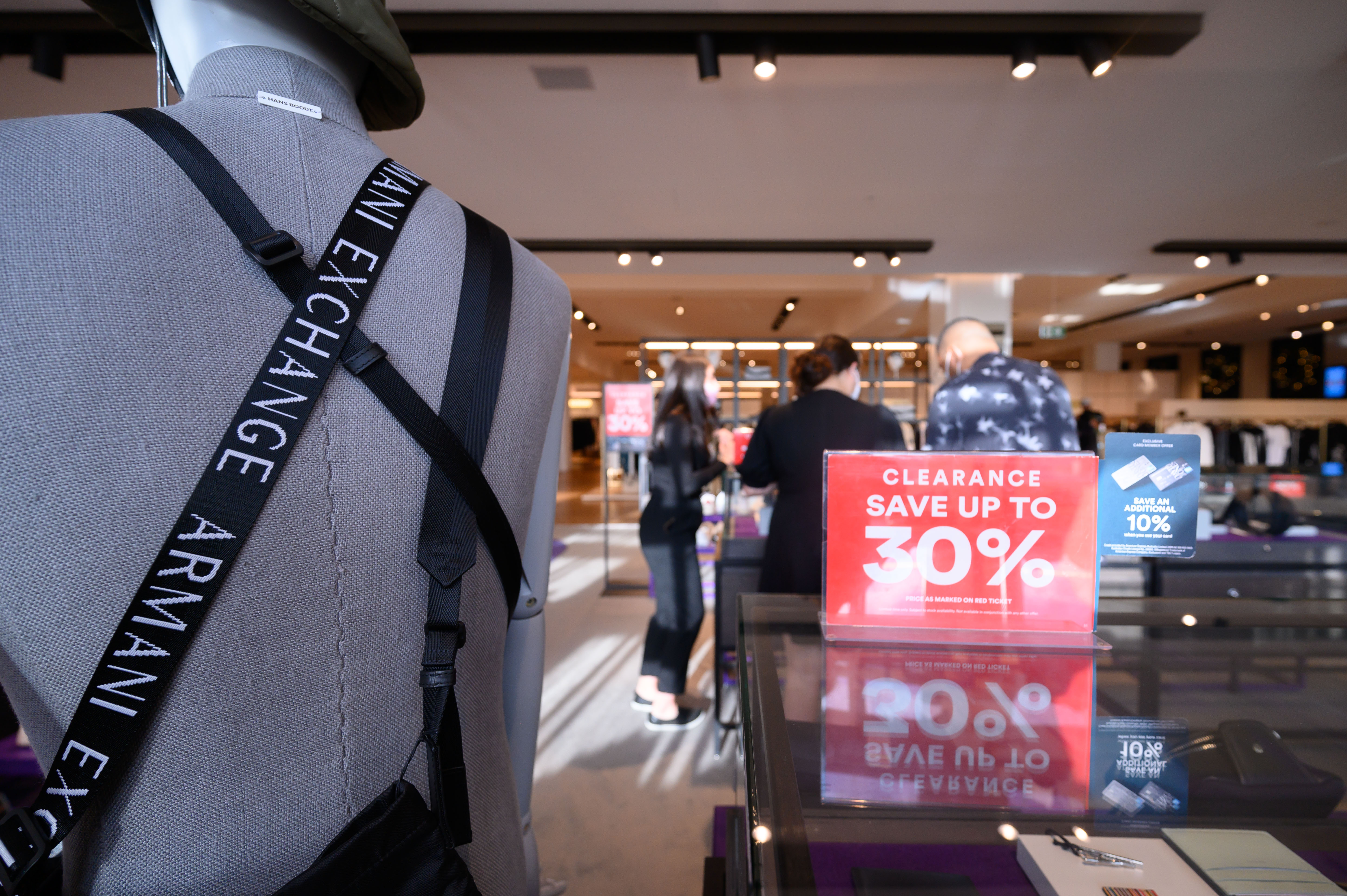 Australian Businesses Conditions Stay Strong in April but Uncertainty Remains - Vimarsana News