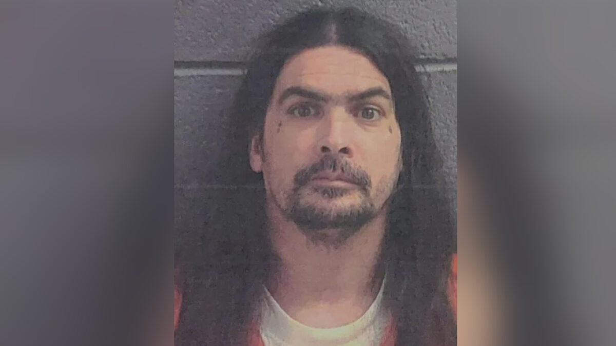 NextImg:Virginia Jail Escapee Captured After Seeking Medical Help