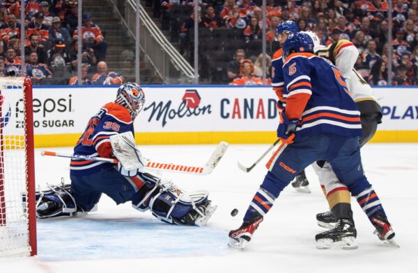 Edmonton Oilers goaltender Jack Campbell (36) guards his net during the  second period of an NHL hockey game against the Los Angeles Kings Monday,  Jan. 9, 2023, in Los Angeles. (AP Photo/Jae