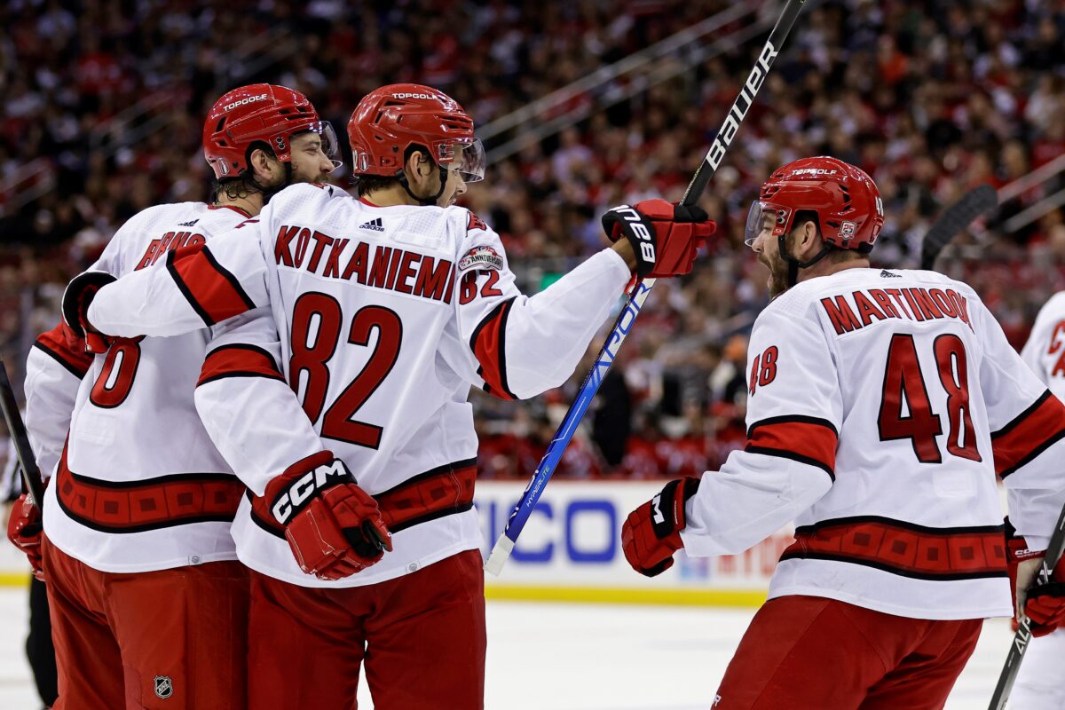 NextImg:Hurricanes Have 5-G 2nd, Rout Devils 6–1 for 3–1 Lead