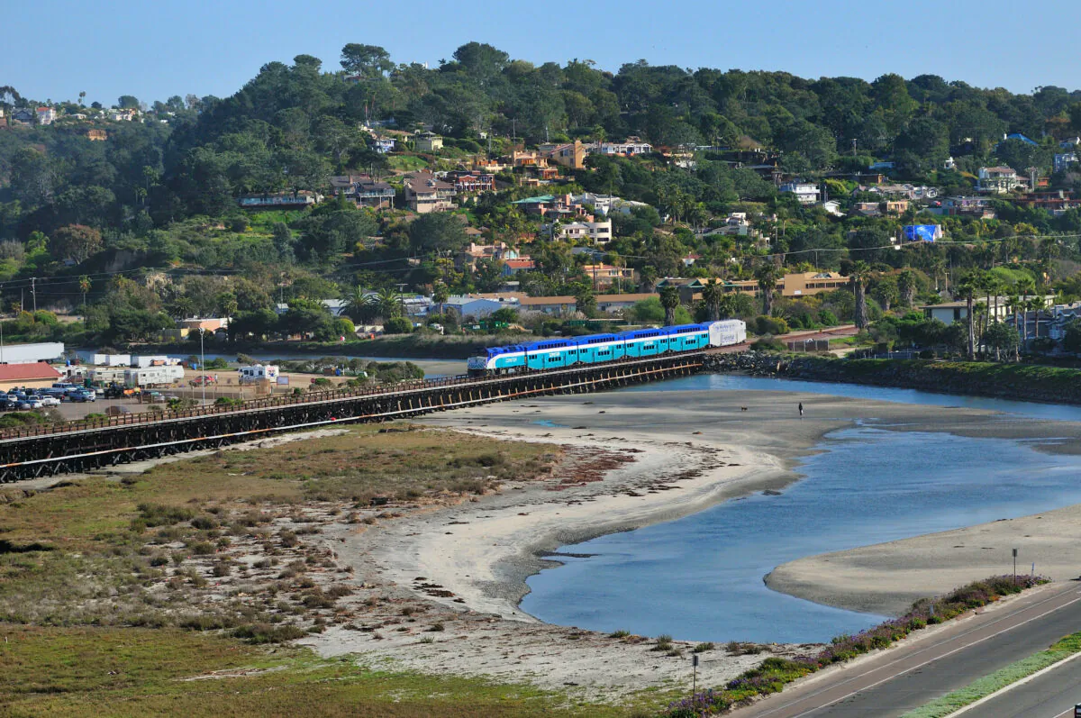 The century-old wooden San Dieguito bridge in Del Mar, San Diego County, Calif. (Courtesy of San Diego Association of Governments)