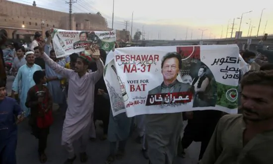 Pakistan on the Brink of Collapse, CCP to Benefit