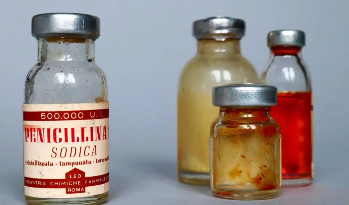 Vintage 1957 vial of Penicillin G produced by LEO Pharmaceutical Chemical Industries, in Rome on Nov. 12, 2021. (Walter Cicchetti/Shutterstock)