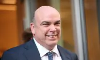 UK Tycoon Accused of Defrauding Hewlett-Packard Extradited to US