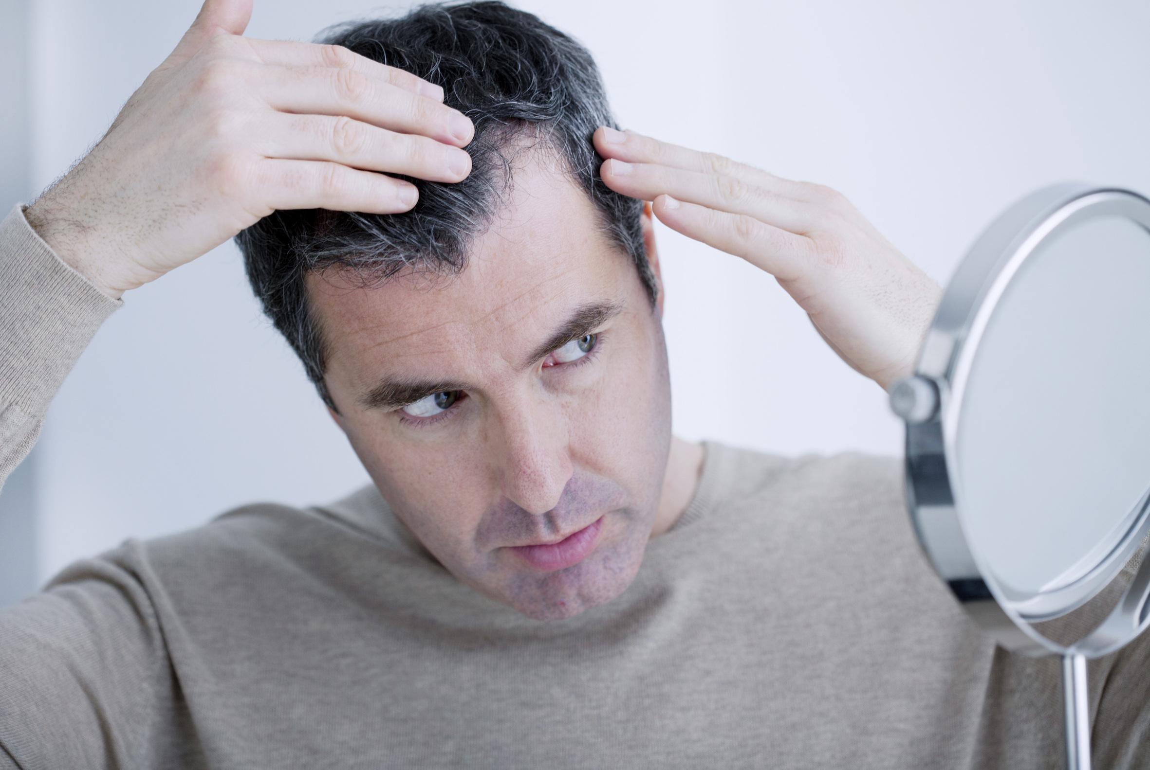 Unlock the Secrets of Healthy Hair: 5 Causes of Hair Loss and Premature Graying and How to Improve Them - Vimarsana News