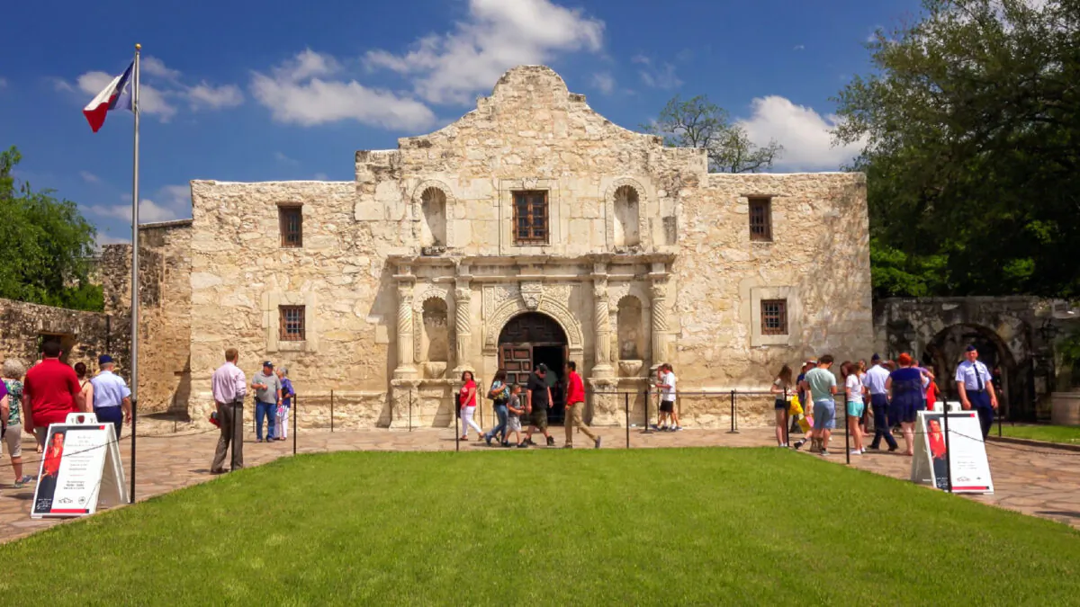 The Alamo in San Antonio, Texas, honors those who fell during the battle between Texas and Mexico. (Crackerlips/Dreamstime.com)