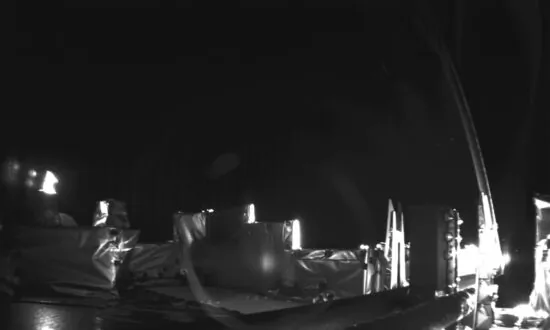 Stuck Antenna Freed on Jupiter-Bound Spacecraft