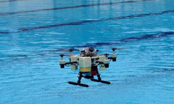 CUHK and Tongji University team up to develop a prototype aerial-aquatic hybrid drone. The photo shows it flying in the air. (Adrian Yu/The Epoch Times)
