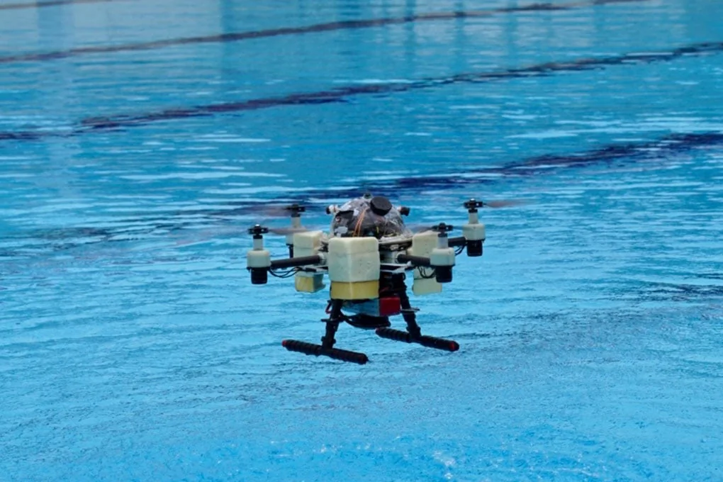 CUHK and Tongji University team up to develop a prototype aerial-aquatic hybrid drone. The photo shows it flying in the air. (Adrian Yu/The Epoch Times)