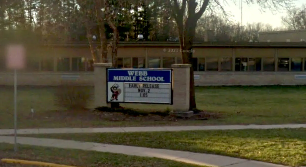Webb Middle School in Reedsburg, Wis., in October 2012. (Google Maps/Screenshot via The Epoch Times)