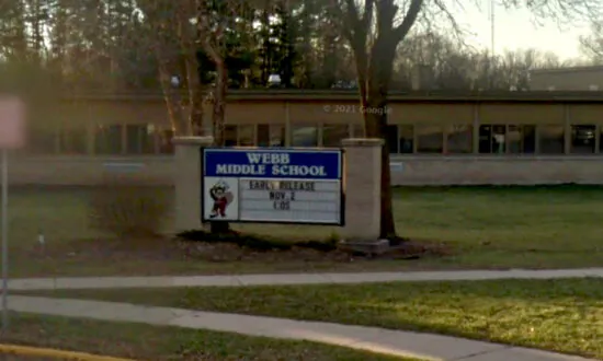 Wisconsin Middle-Schooler Killed by Swerving Pickup While Waiting to Board School Bus